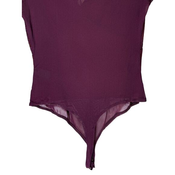 Lulus Burgandy Lace Long Sleeve Deep V-neck Bodycon Bodysuit One Piece Size M - Picture 7 of 10